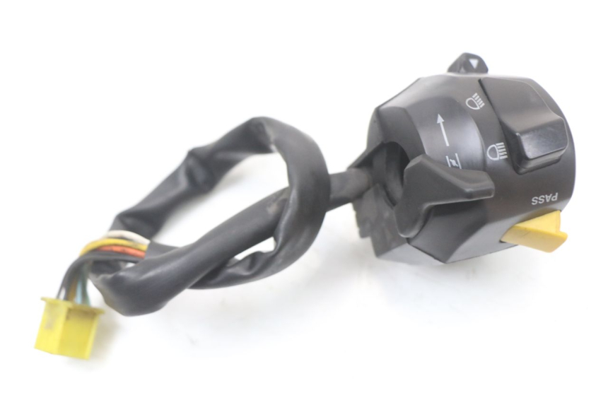 photo de LEFT SWITCH HYOSUNG GTR 125 (2006 - 2008) - Alternative perspective