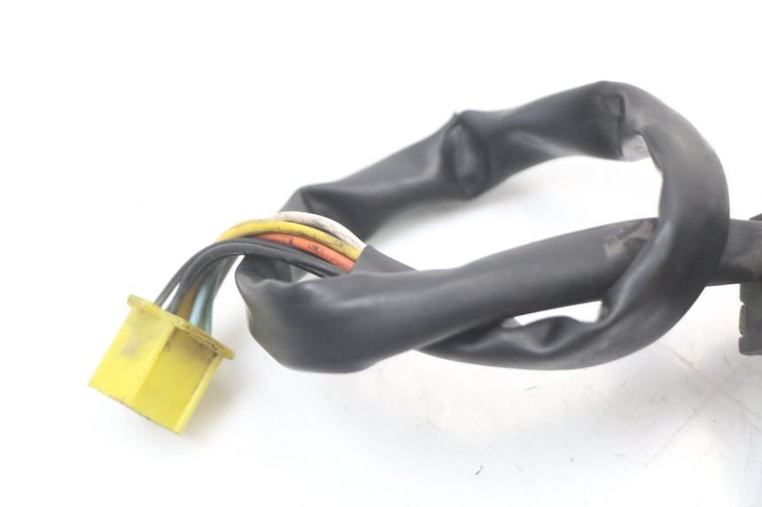 photo de LEFT SWITCH HYOSUNG GTR 125 (2006 - 2008) - Fixing points details