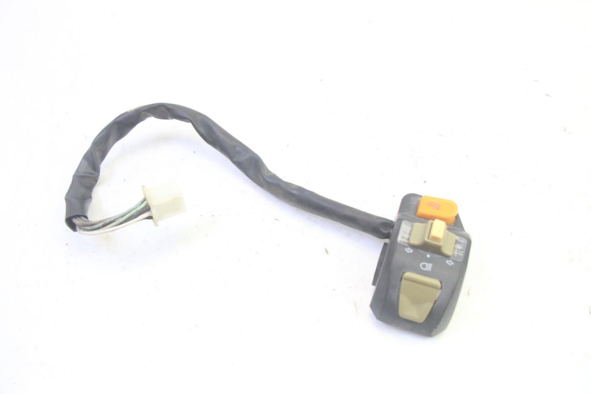 photo de LEFT HANDLEBAR SWITCH EUROCKA GTR 50 (2018 - 2021) - Zoom on usage condition