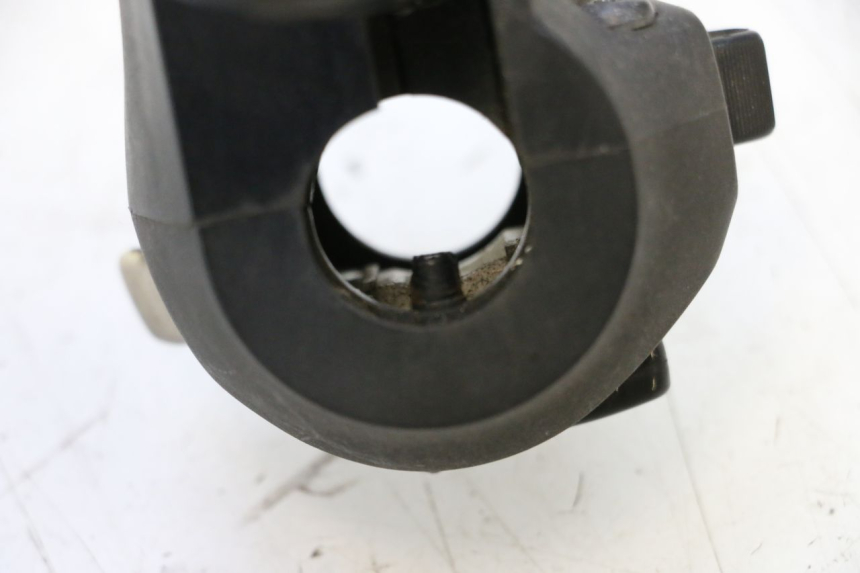 photo de LEFT SWITCH SYM GTS EVO 125 (2009 - 2013) - Product overview