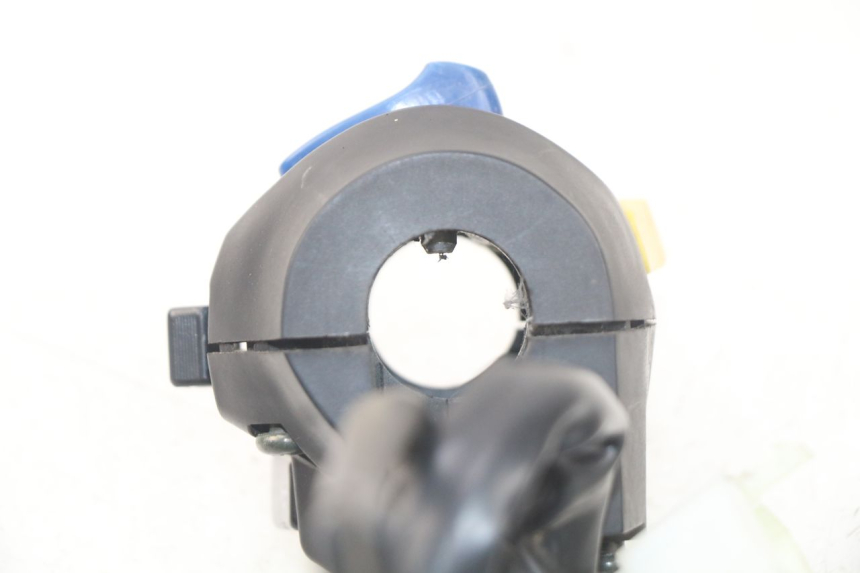 photo de LEFT SWITCH JONWAY GTX 2T 50 (2014 - 2020) - Zoom on usage condition