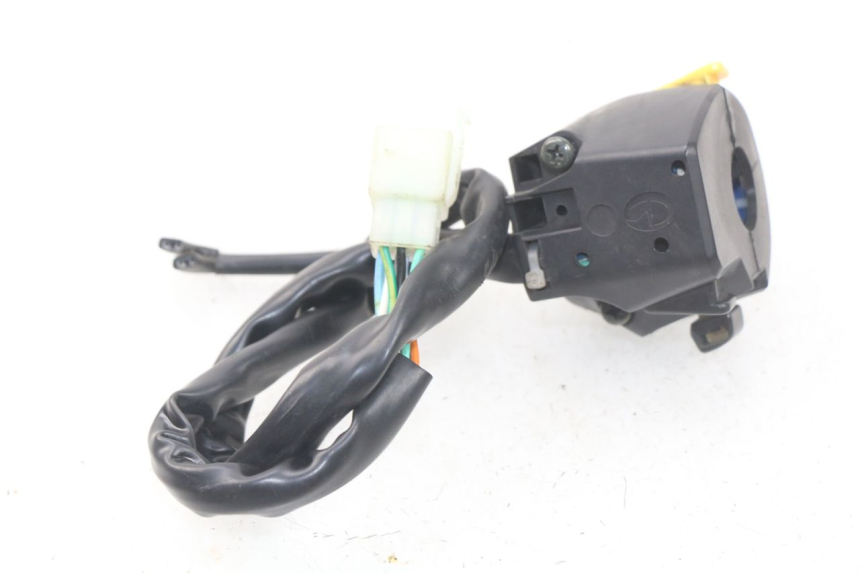 photo de LEFT SWITCH JONWAY GTX 2T 50 (2014 - 2020) - Alternative perspective