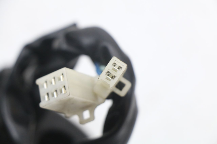 photo de LEFT SWITCH KEEWAY HURRICANE 50 (2006 - 2019) - Checked used part