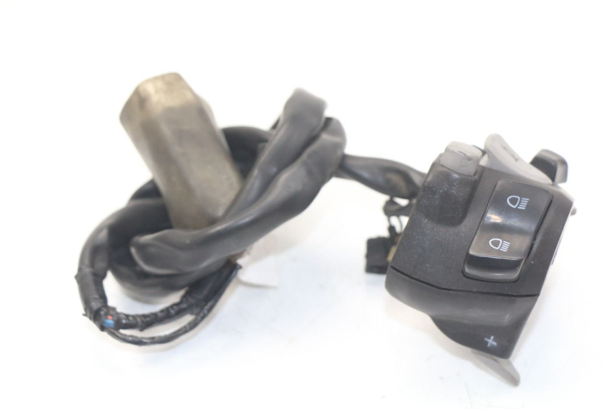 photo de LEFT HANDLEBAR SWITCH HONDA INTEGRA NC D 750 (2016 - 2018) - Fixing points details