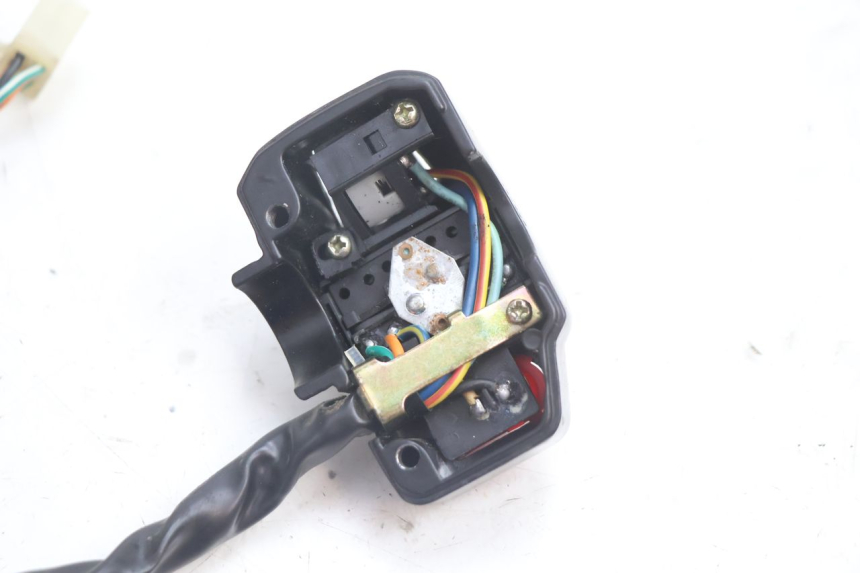 photo de LEFT SWITCH RIDE JUMP 2T 50 (2012 - 2017) - Technical close-up