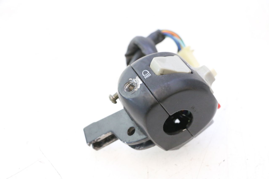 photo de LEFT SWITCH RIDE JUMP 2T 50 (2012 - 2017) - Fixing points details