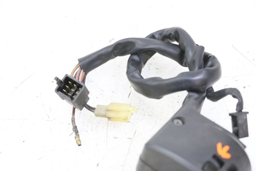 photo de LEFT SWITCH KAWASAKI ZR7 ZR-7 S 750 (1999 - 2004) - Product overview