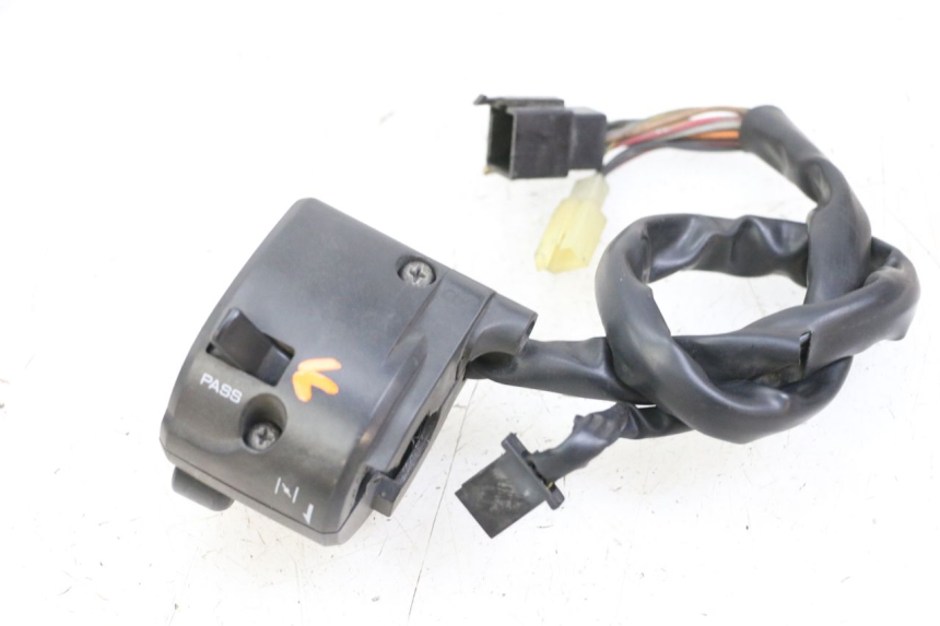photo de LEFT SWITCH KAWASAKI ZR7 ZR-7 S 750 (1999 - 2004) - Fixing points details