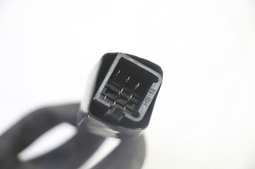 photo de LEFT HANDLEBAR SWITCH PEUGEOT KISBEE 4T 50 (2018 - 2022) - Technical close-up