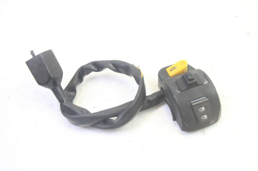 photo de LEFT HANDLEBAR SWITCH PEUGEOT KISBEE 4T 50 (2010 - 2017) - Alternative perspective