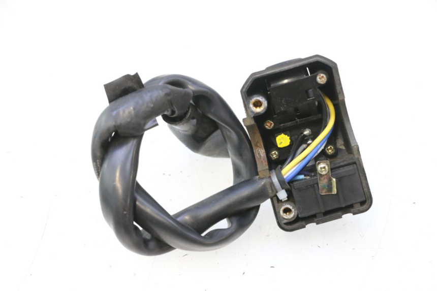 photo de LEFT SWITCH PEUGEOT KISBEE 4T 50 (2023 - 2026) - Alternative perspective
