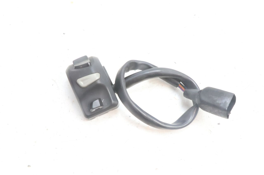 photo de LEFT HANDLEBAR SWITCH PEUGEOT KISBEE 4T 50 (2010 - 2017) - Main view
