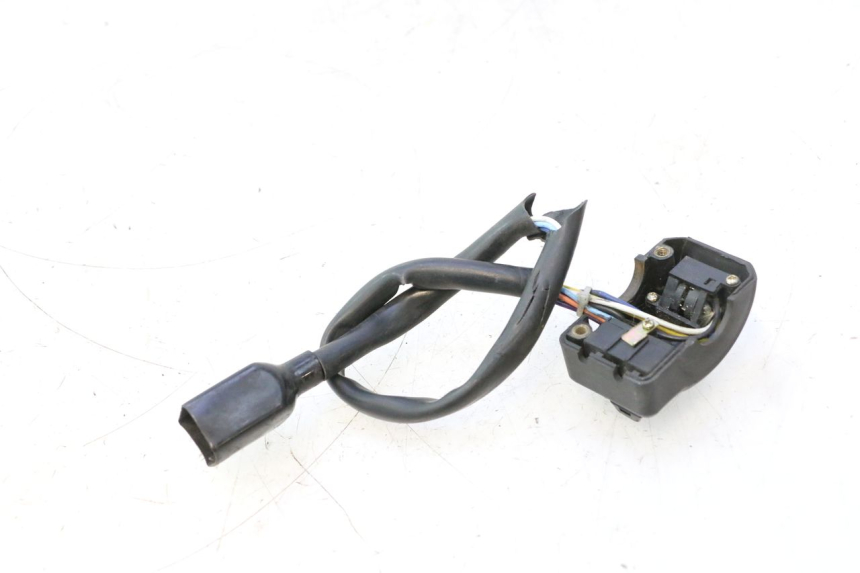 photo de LEFT HANDLEBAR SWITCH PEUGEOT KISBEE 4T 50 (2018 - 2022) - Product overview