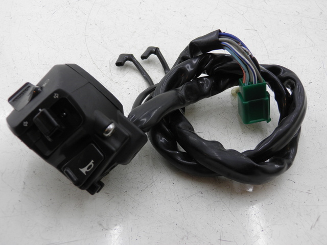photo de LEFT SWITCH KYMCO QUANNON NAKED 125 (2010) - Main view