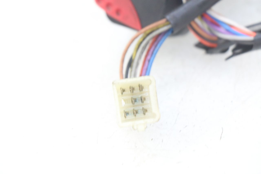 photo de LEFT HANDLEBAR SWITCH PEUGEOT LUDIX 50 (2008 - 2017) - Technical close-up