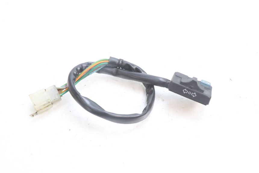 photo de LEFT SWITCH PEUGEOT LUDIX ONE 50 (2004 - 2013) - Zoom on usage condition
