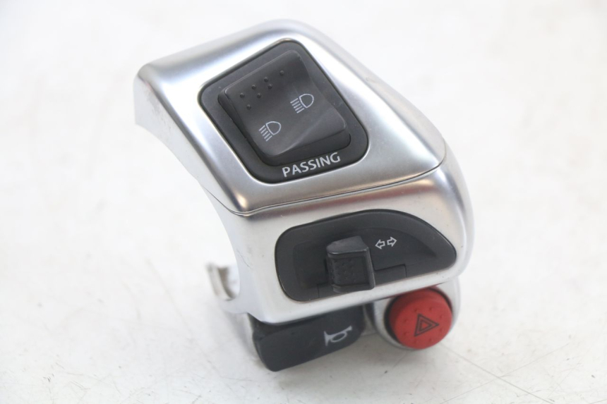 photo de LEFT SWITCH PIAGGIO MP3 HPE 350 (2018 - 2020) - Component detail