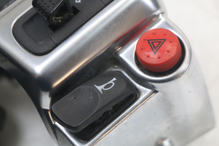 photo de LEFT SWITCH PIAGGIO MP3 HPE 350 (2018 - 2020) - Technical close-up
