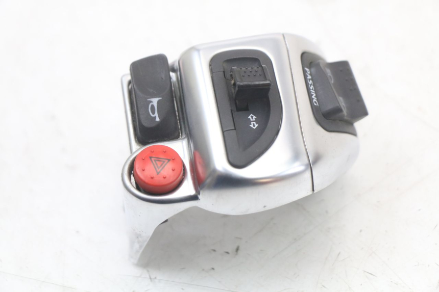photo de LEFT SWITCH PIAGGIO MP3 HPE 350 (2018 - 2020) - Product overview