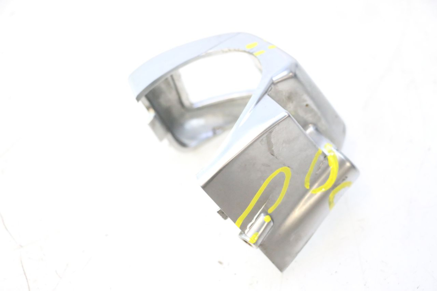 photo de LEFT HANDLEBAR SWITCH PIAGGIO MP3 500 (2011 - 2015) - Alternative perspective