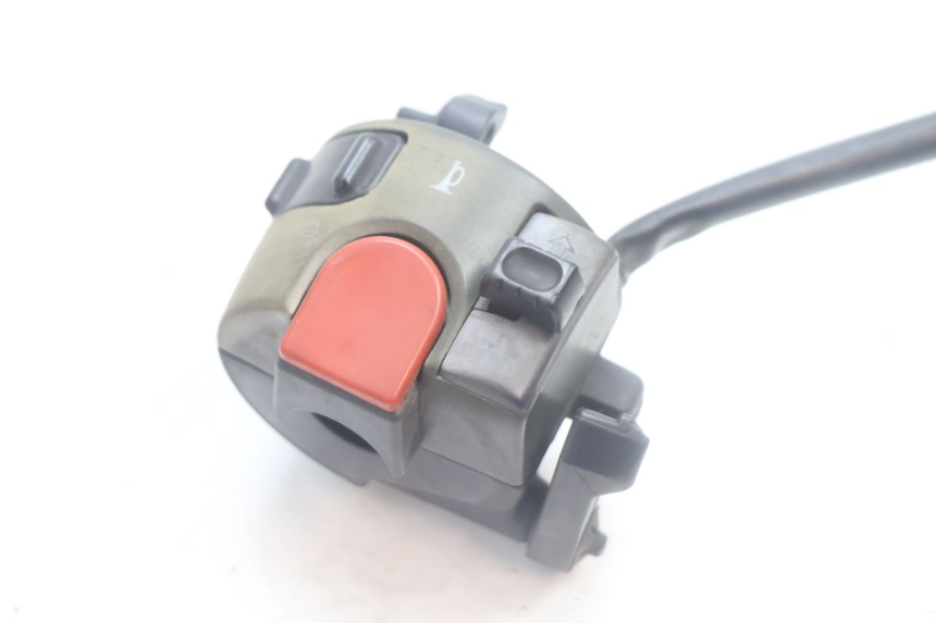 photo de LEFT SWITCH MBK NITRO 50 (2004 - 2008) - Zoom on usage condition