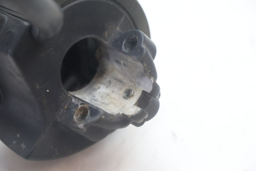 photo de LEFT SWITCH MBK NITRO 50 (2004 - 2008) - Surface and material condition