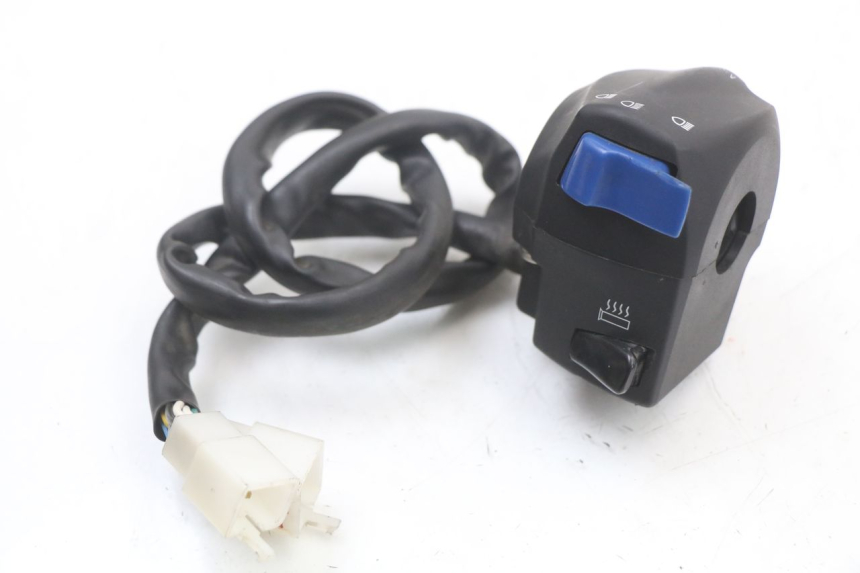 photo de LEFT SWITCH MOTO GUZZI NORGE 8V GT 1200 (2011 - 2016) - Zoom on usage condition