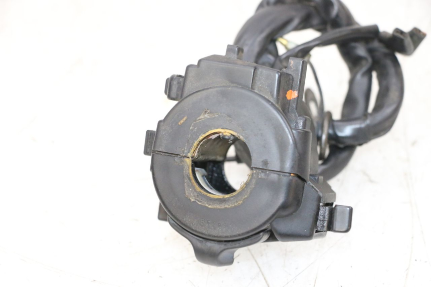 photo de LEFT SWITCH HONDA NSR R 125 (1994 - 2003) - Zoom on usage condition