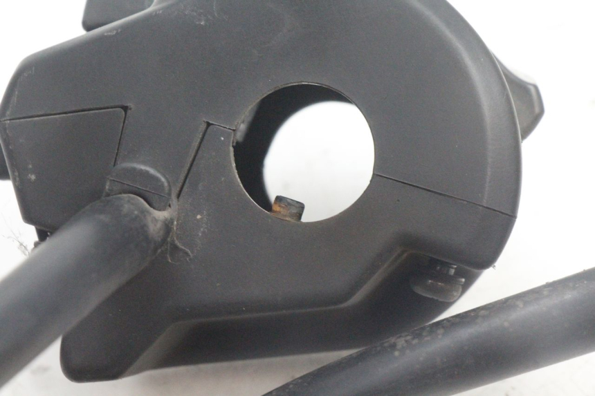 photo de LEFT SWITCH HONDA PCX (JF28) 125 (2009 - 2011) - Fixing points details