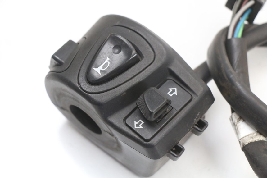 photo de LEFT HANDLEBAR SWITCH HONDA PCX (JF47) 125 (2012 - 2013) - Component detail