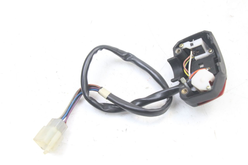 photo de LEFT SWITCH PEUGEOT TREKKER TKR 50 (2005 - 2014) - Technical close-up