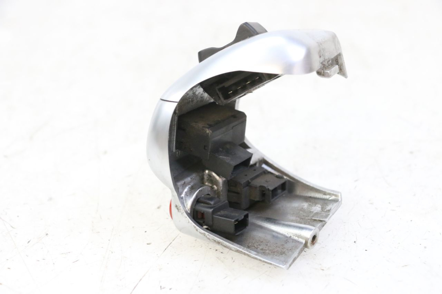 photo de LEFT HANDLEBAR SWITCH PIAGGIO MP3 125 (2006 - 2014) - Product overview