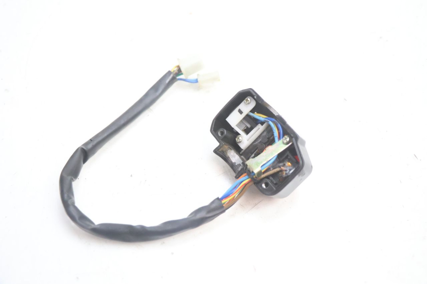 photo de LEFT HANDLEBAR SWITCH RIDE RACE GT 2T 50 (2012 - 2017) - Alternative perspective