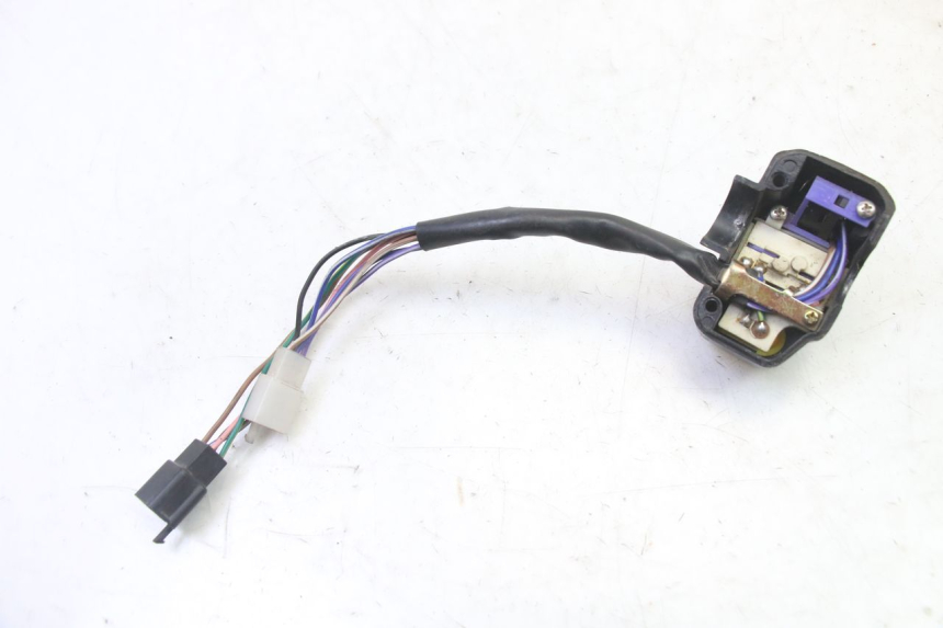 photo de LEFT SWITCH PGO RODOSHOW 2T 50 (2003 - 2007) - Technical close-up