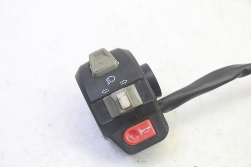 photo de LEFT HANDLEBAR SWITCH TNT MOTOR ROMA 10' 4T 50 (2019 - 2022) - Component detail