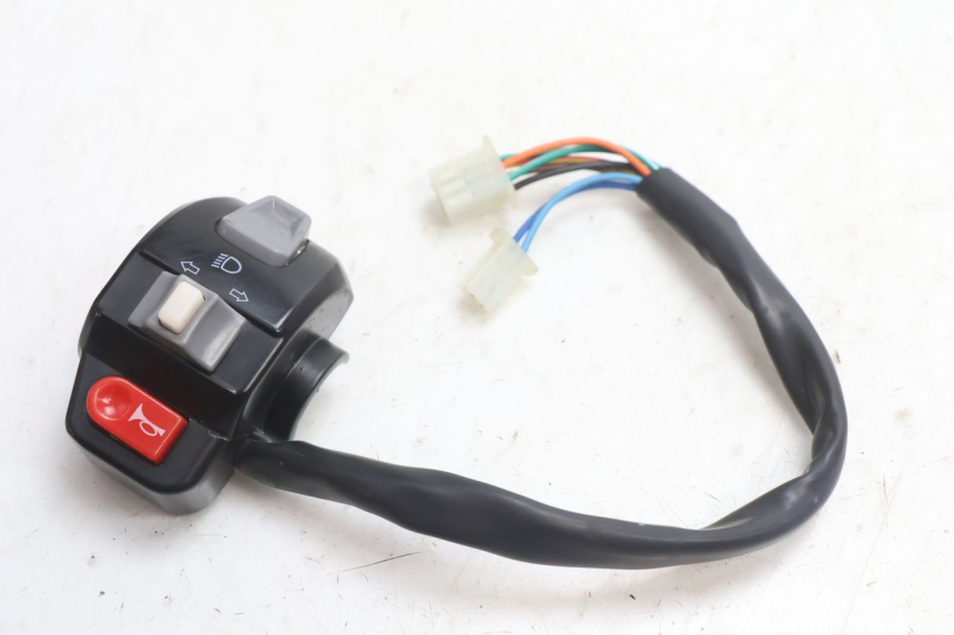 photo de LEFT HANDLEBAR SWITCH TNT MOTOR ROMA 10' 4T 50 (2007 - 2018) - Main view