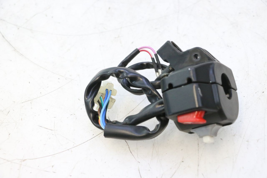 photo de LEFT SWITCH TNT MOTOR ROMA 12' 2T 50 (2007 - 2018) - Zoom on usage condition