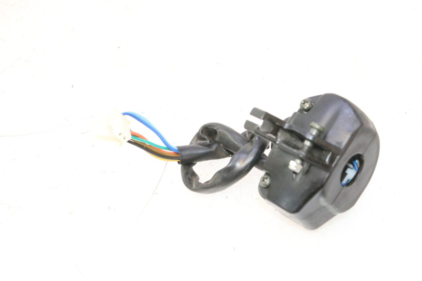 photo de LEFT SWITCH TNT MOTOR ROMA 12' 2T 50 (2007 - 2018) - Checked used part