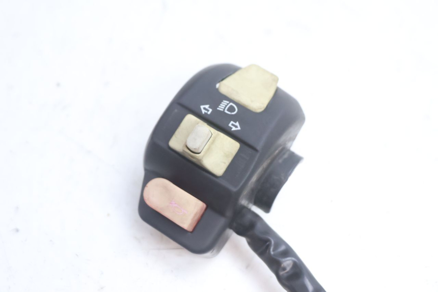photo de LEFT HANDLEBAR SWITCH KEEWAY RY6 2T 50 (2011 - 2019) - Component detail