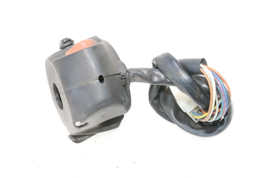 photo de LEFT HANDLEBAR SWITCH PEUGEOT SATELIS COMPRESSOR K15 125 (2006 - 2009) - Component detail