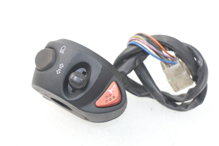 photo de LEFT SWITCH PEUGEOT SATELIS 300 (2012 - 2015) - Main view