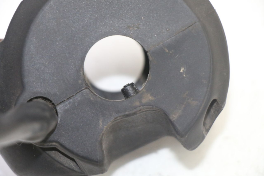 photo de LEFT SWITCH PEUGEOT SATELIS 125 (2013 - 2018) - Product overview