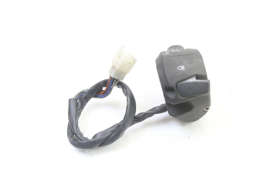 photo de LEFT SWITCH PEUGEOT SATELIS 250 (2006 - 2012) - Alternative perspective