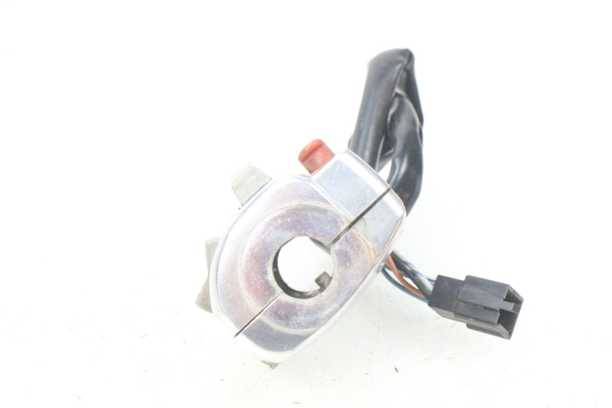 photo de LEFT SWITCH KYMCO SENTO 50 (2008 - 2013) - Zoom on usage condition