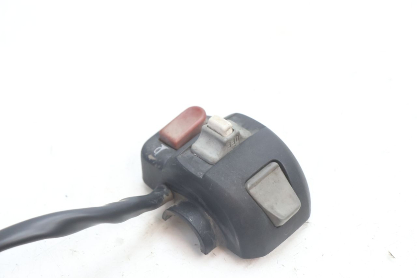 photo de LEFT HANDLEBAR SWITCH PEUGEOT SPEEDFIGHT LC 50 (1996 - 2002) - Alternative perspective