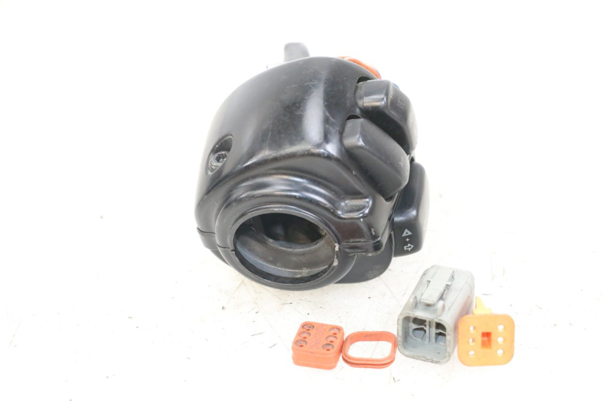 photo de LEFT SWITCH HARLEY DAVIDSON SPORTSTER XL CUSTOM 1200 (2003 - 2004) - Product overview