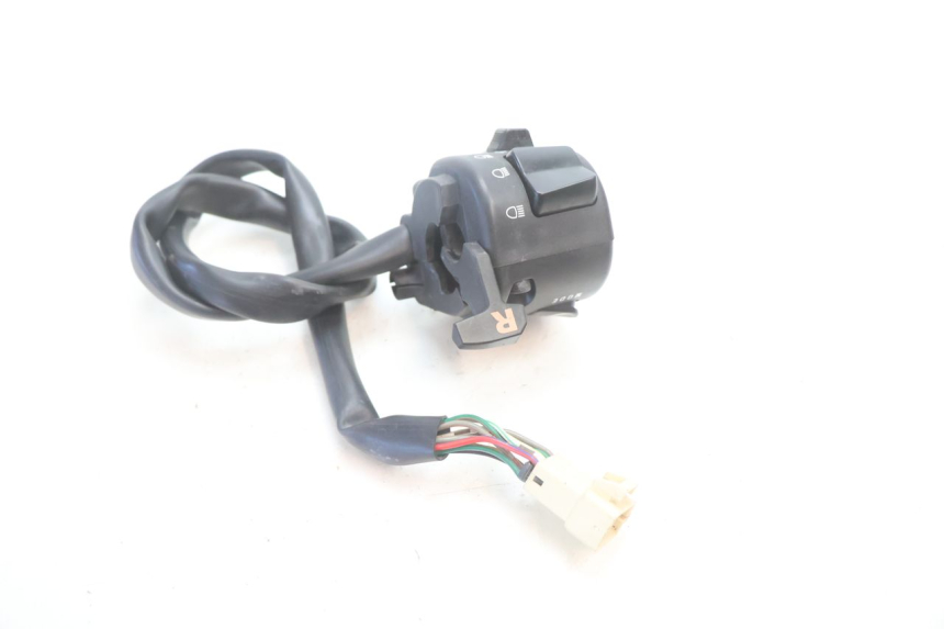 photo de LEFT SWITCH CAN-AM SPYDER RS 1000 (2008 - 2012) - Zoom on usage condition