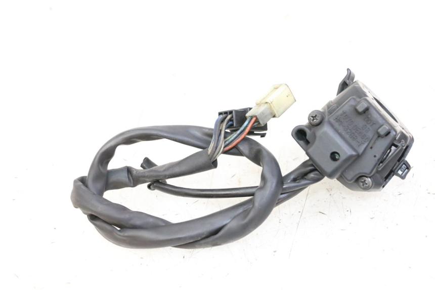 photo de LEFT SWITCH HONDA ST PAN EUROPEAN 1300 (2002 - 2013) - Component detail