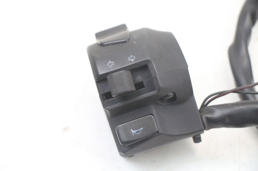 photo de LEFT SWITCH SUZUKI BURGMAN 125 (2018 - 2021) - Component detail