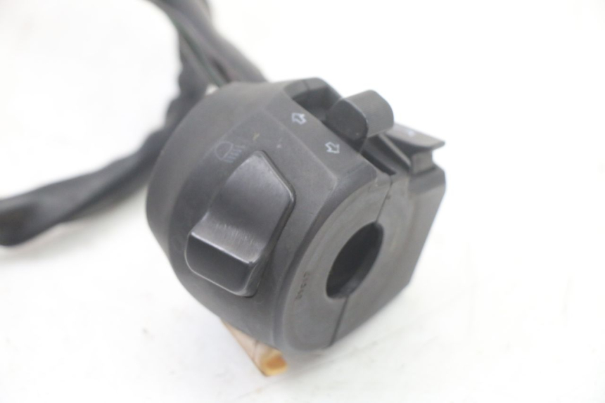 photo de LEFT SWITCH SUZUKI BURGMAN 125 (2018 - 2021) - Alternative perspective